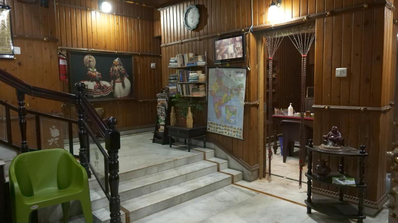 Hotel White Rose Kochi Kültér fotó