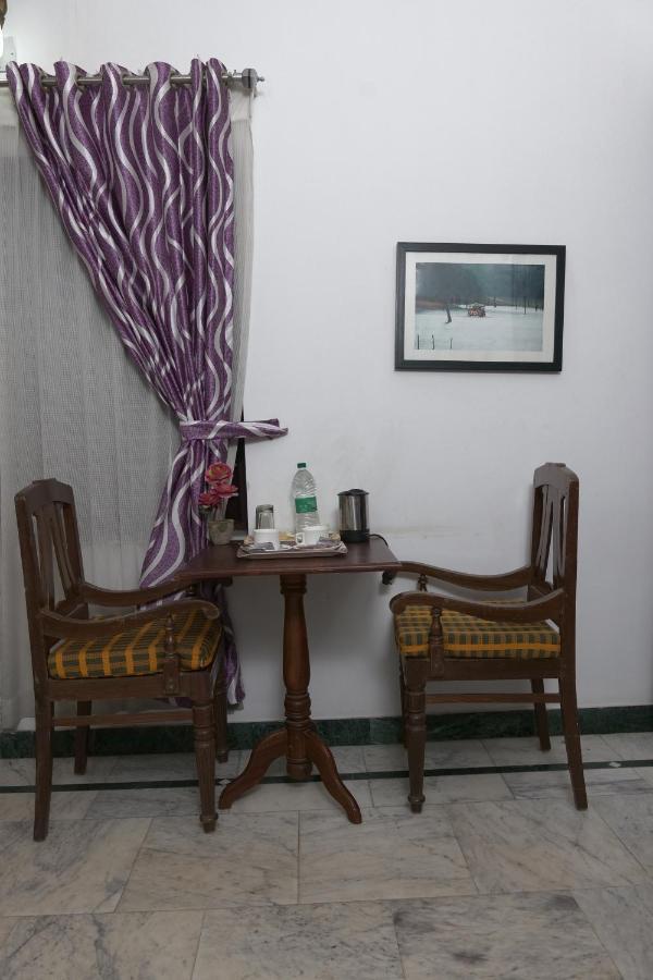 Hotel White Rose Kochi Kültér fotó