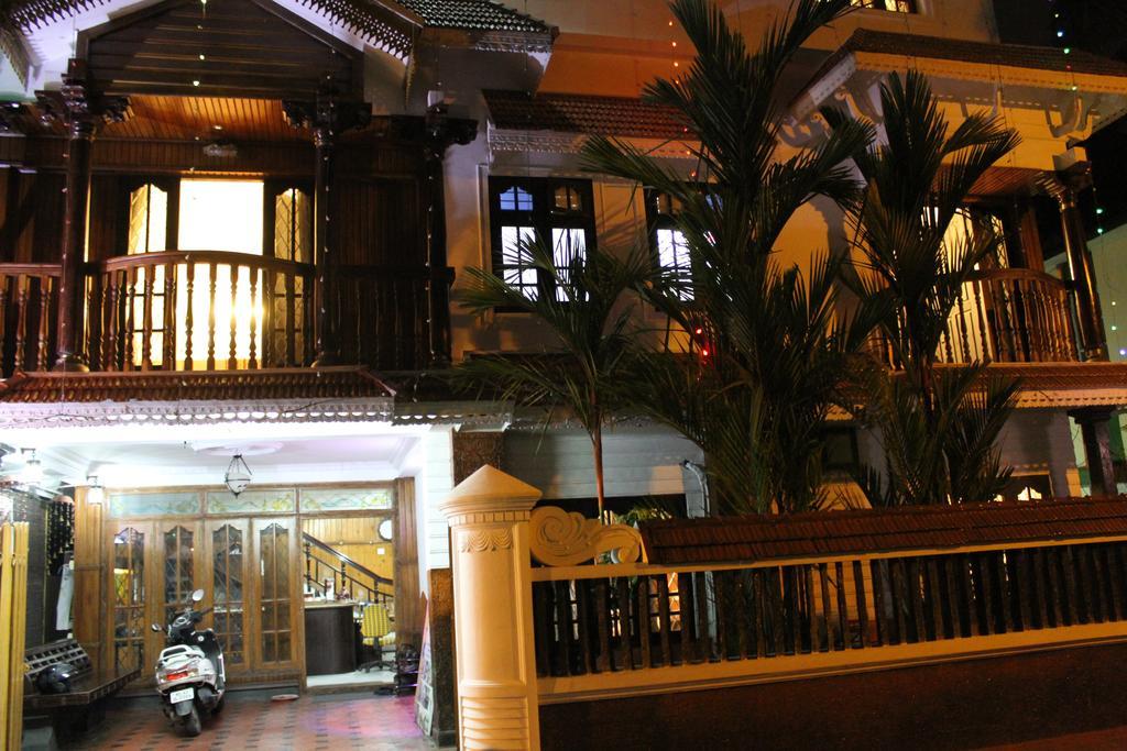 Hotel White Rose Kochi Kültér fotó