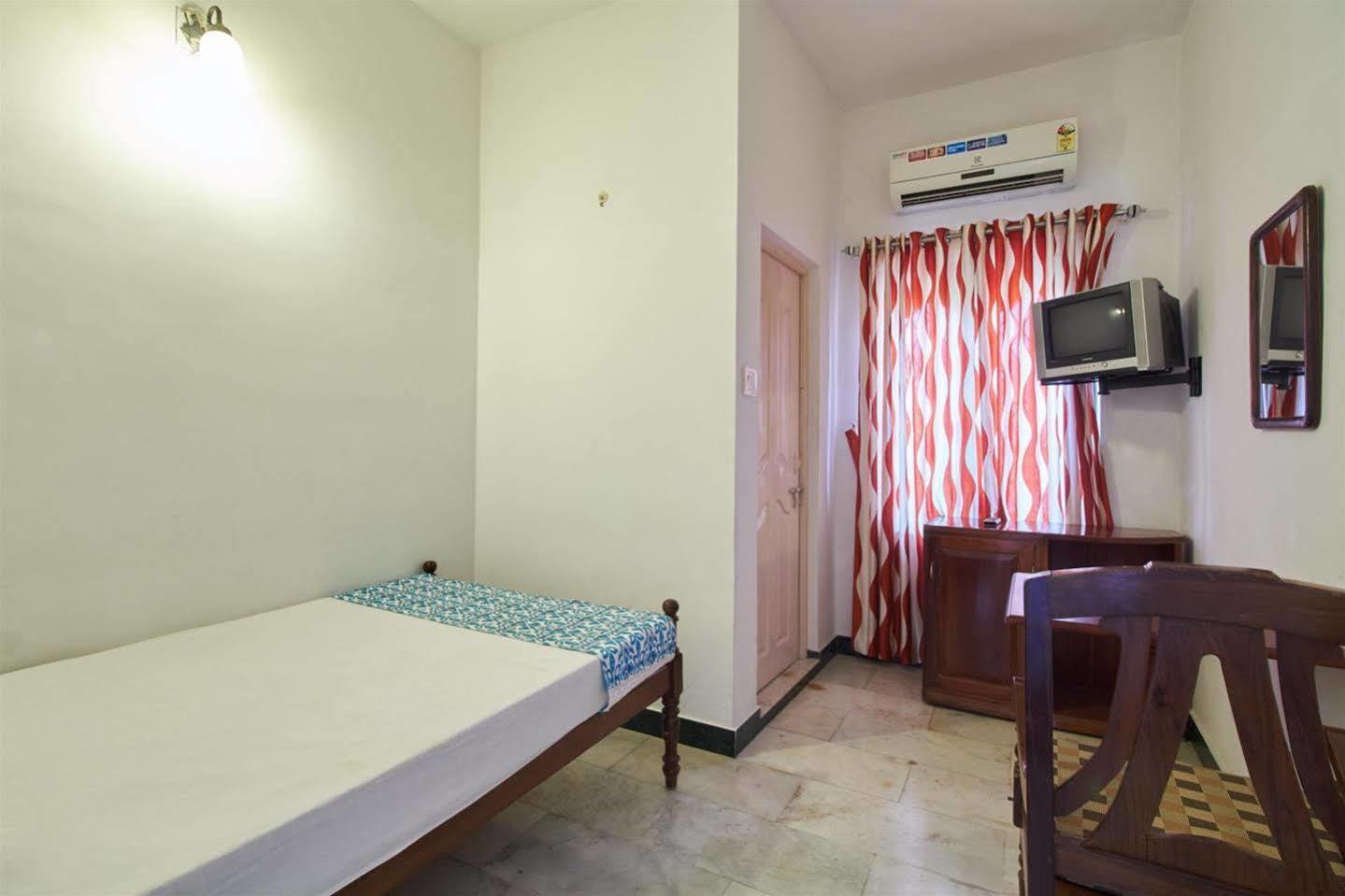 Hotel White Rose Kochi Kültér fotó