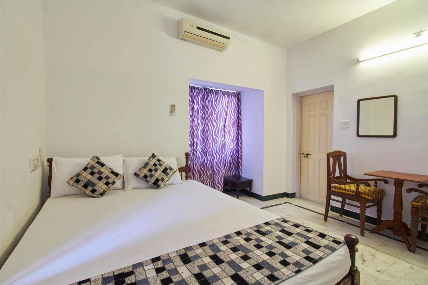 Hotel White Rose Kochi Kültér fotó