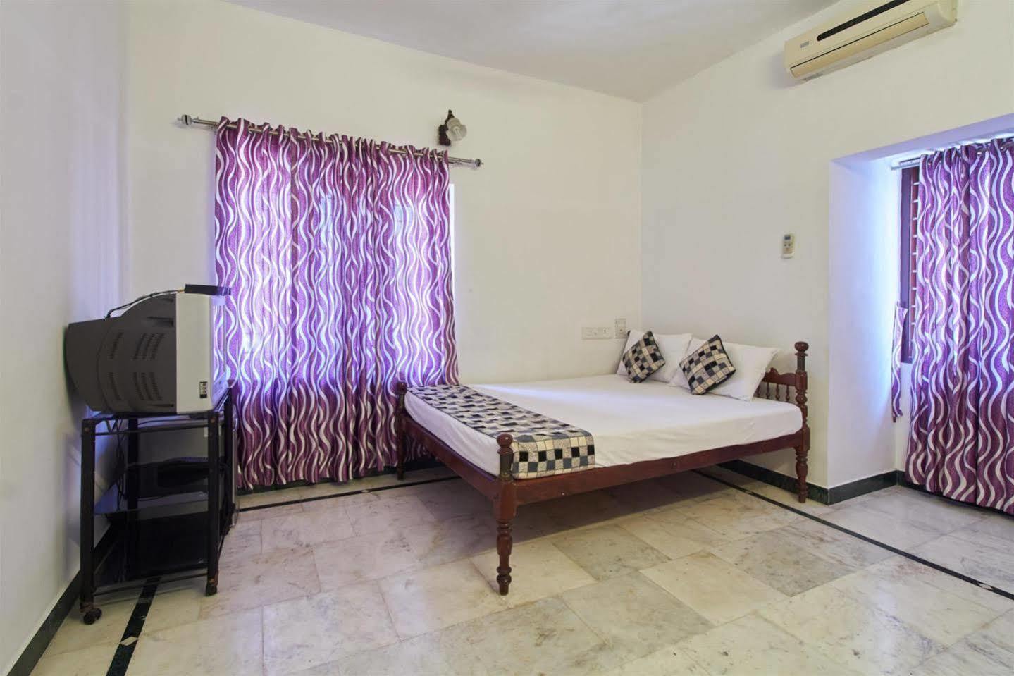 Hotel White Rose Kochi Kültér fotó