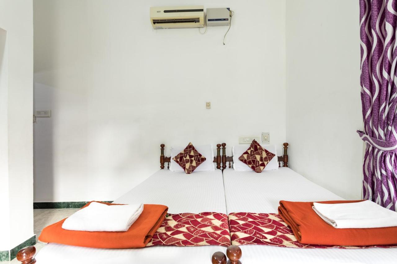 Hotel White Rose Kochi Kültér fotó